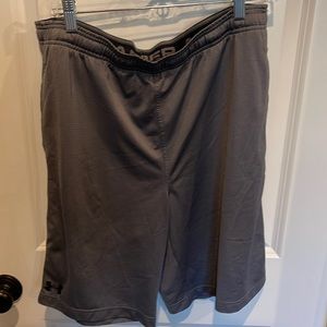 Men’s Gray XL Under Armor Shorts